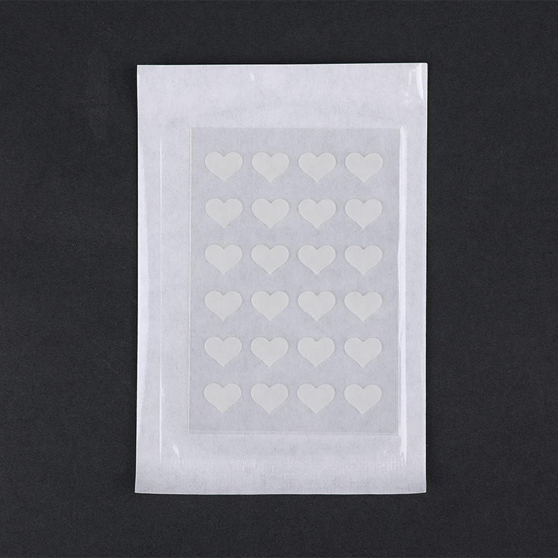 24 Pcs Transparent Heart-shaped Acne Patch for Discreet And Fast Spot Healing（24 Pieces Size: This Set Contains 24*Patches. 12 mm (24 Pieces) 