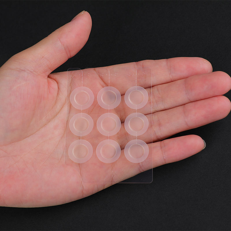 Microneedle Acne Patch for Targeted Blemish Treatment and Scar Reduction